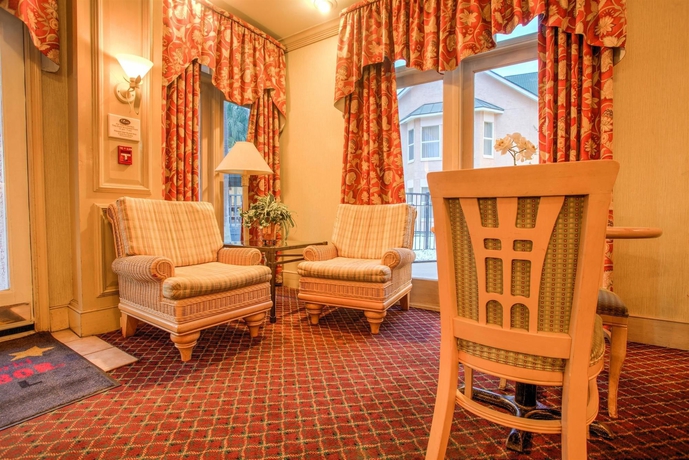 Imagen de los interiores del Hotel Palms Hotel and Villas. Foto 12