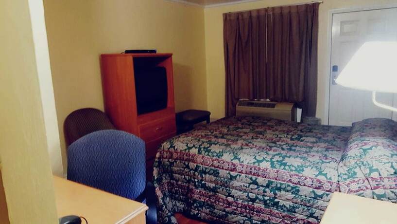 Imagen de la habitación del Hotel Palms Motel. Foto 7