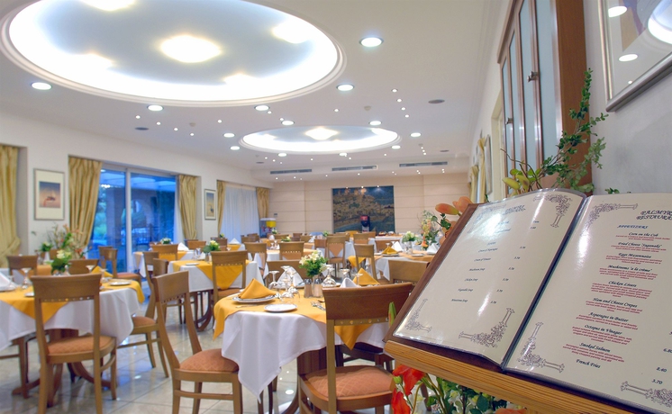 Imagen del bar/restaurante del Hotel Palmyra Beach. Foto 7