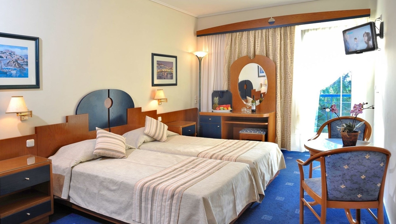 Imagen de la habitación del Hotel Palmyra Beach, Glyfada. Foto 8