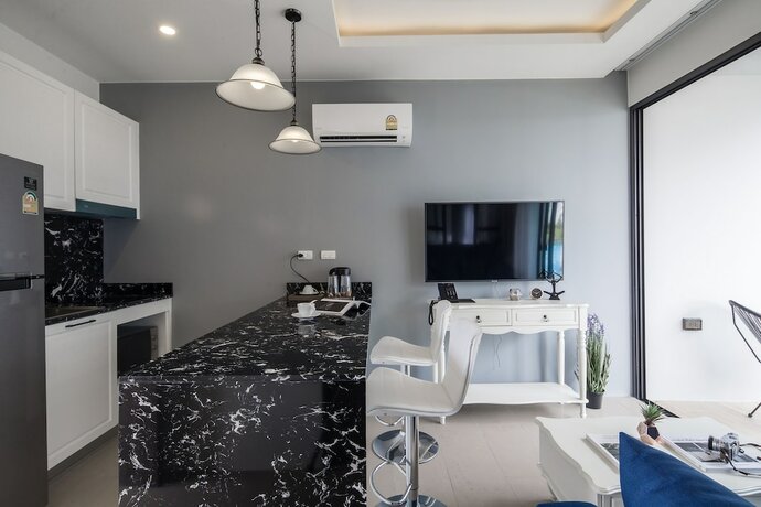 Imagen general del Hotel Palmyrah Surin Beach Residence. Foto 7