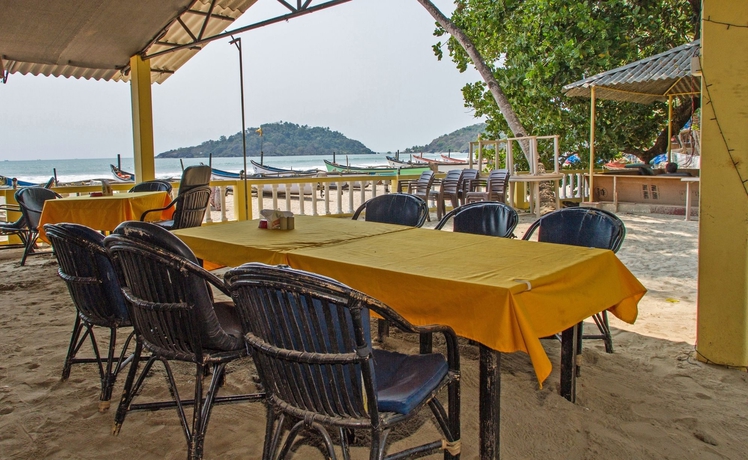 Imagen del bar/restaurante del Hotel Palolem Beach Resort. Foto 2