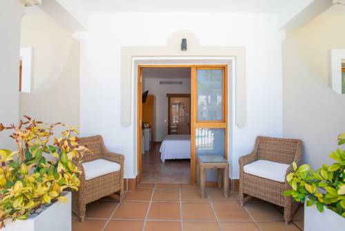 Imagen de la habitación del Hotel Paloma Blanca Boutique Puerto Banus. Foto 3