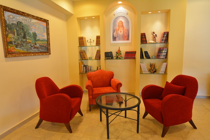 Imagen de los interiores del Hotel Paloma Blanca. Foto 10