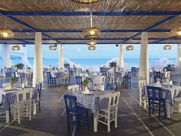 Imagen del bar/restaurante del Hotel Paloma Pasha - All Inclusive. Foto 3