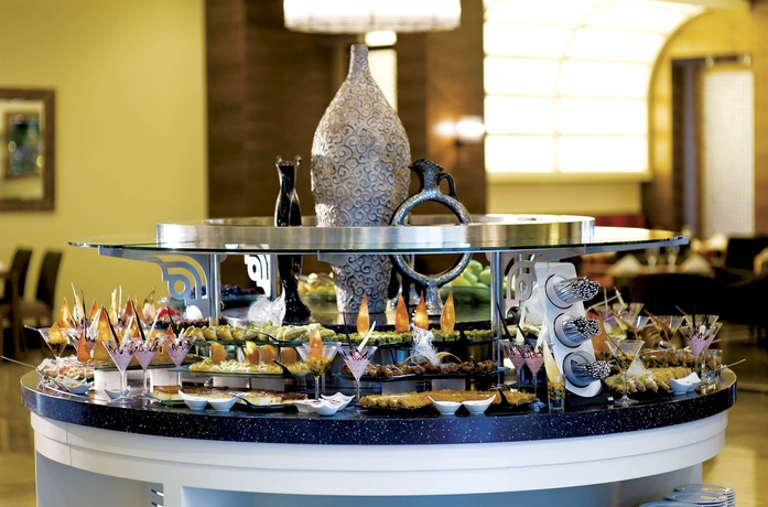 Imagen del bar/restaurante del Hotel Paloma Pasha - All Inclusive. Foto 4