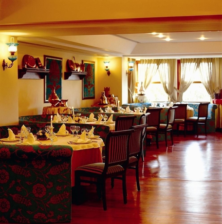 Imagen del bar/restaurante del Hotel Paloma Perissia - All Inclusive. Foto 2