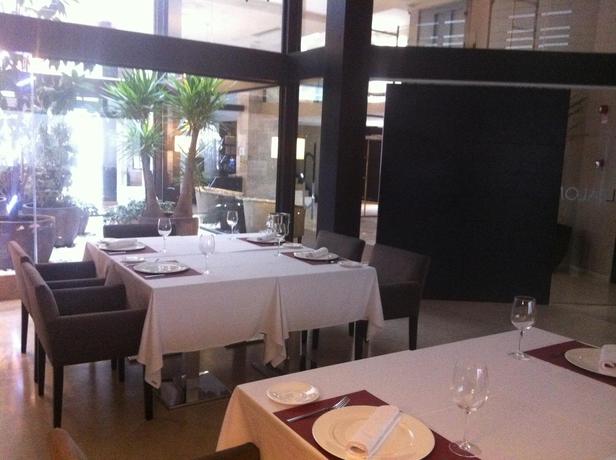 Imagen del bar/restaurante del Hotel Paloma, Tomelloso. Foto 3