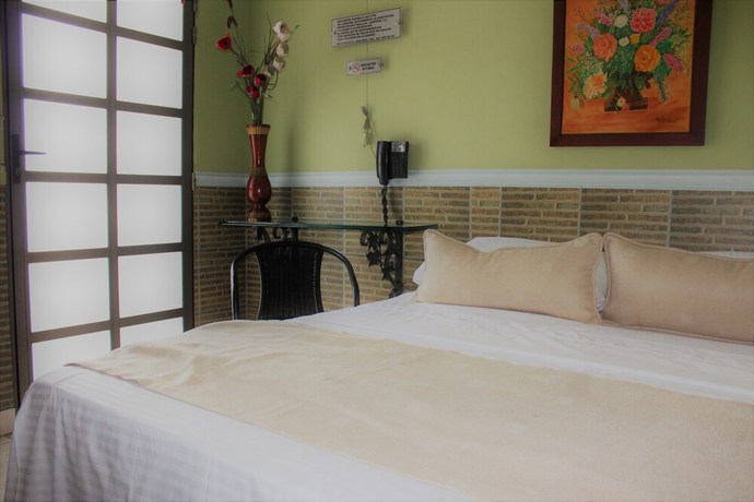 Imagen de la habitación del Hotel Palomares Del Sur. Foto 9