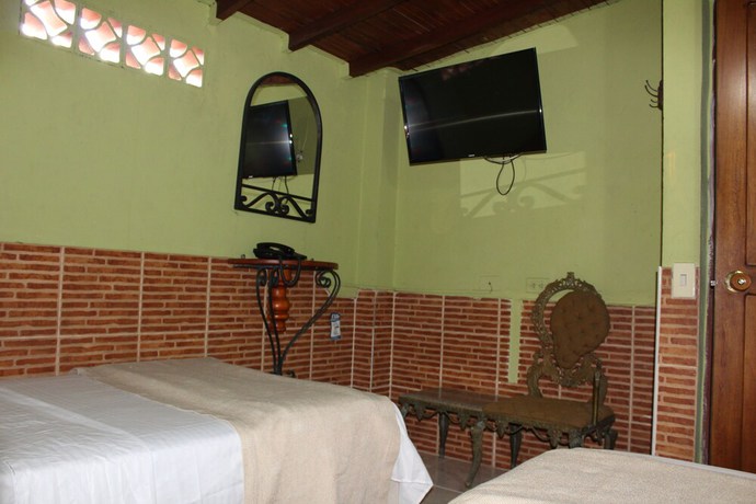 Imagen de la habitación del Hotel Palomares Del Sur. Foto 16