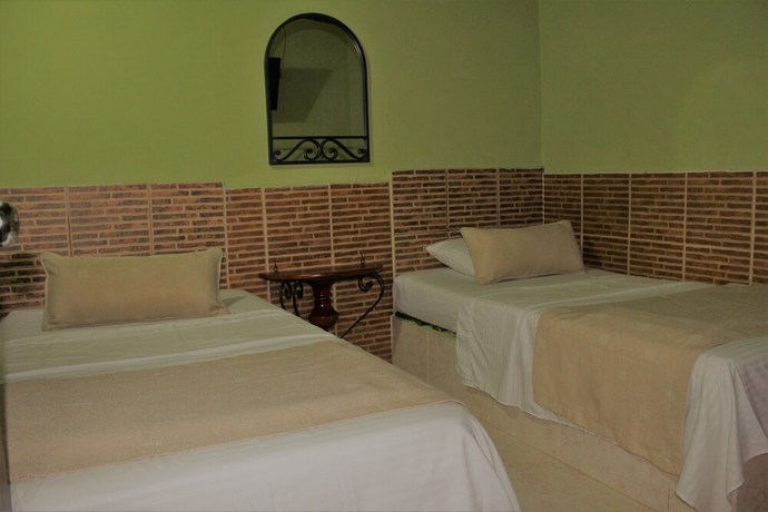 Imagen de la habitación del Hotel Palomares Del Sur. Foto 17