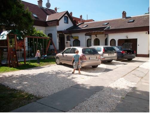 Imagen general del Hotel Palota. Foto 3