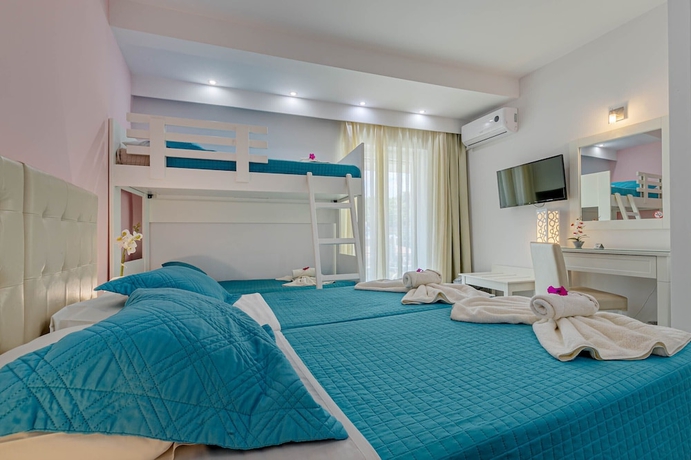 Imagen de la habitación del Hotel Palotel Design Gouvia. Foto 4