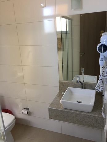 Imagen de la habitación del Hotel Palotina Palace. Foto 4