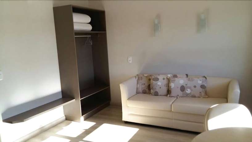 Imagen de la habitación del Hotel Palotina Palace. Foto 6