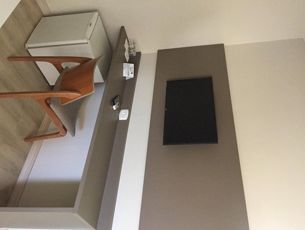 Imagen de la habitación del Hotel Palotina Palace. Foto 13