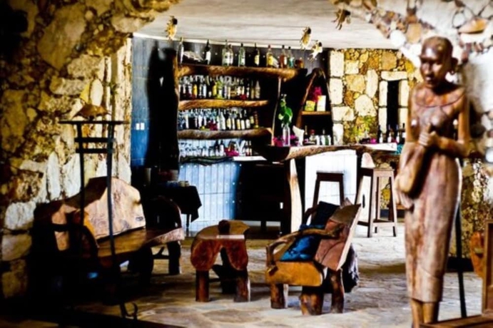 Imagen del bar/restaurante del Hotel Palumbo Kendwa. Foto 4