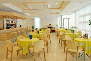 Imagen del bar/restaurante del Hotel Pam Thermal and Clinic Spa. Foto 3