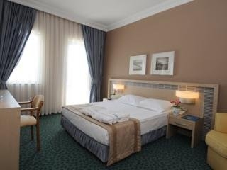 Imagen de la habitación del Hotel Pam Thermal and Clinic Spa. Foto 5