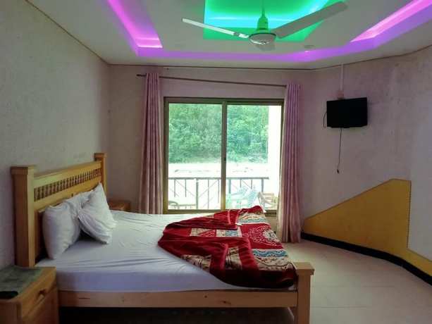 Imagen de la habitación del Hotel Pameer Continental and Restaurant. Foto 5