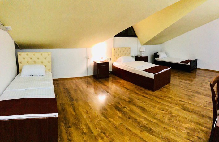 Imagen de la habitación del Hotel Pamir. Foto 15