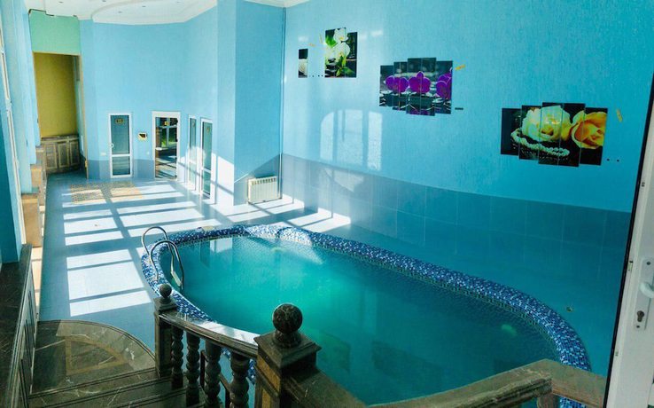 Imagen de la piscina del Hotel Pamir. Foto 20