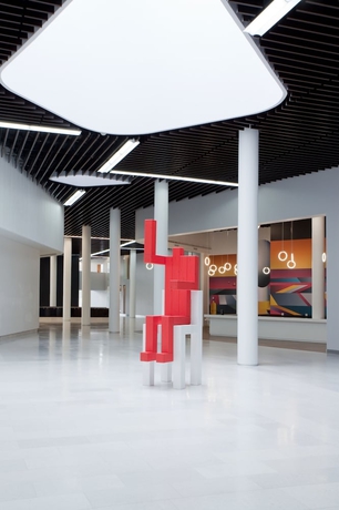 Imagen de los interiores del Hotel Pamir-tien Shan. Foto 15