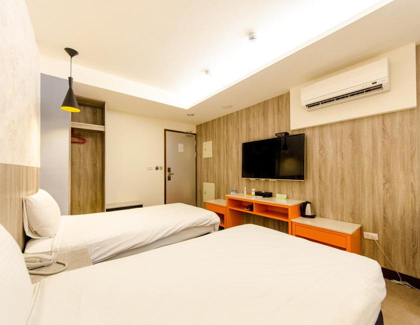 Imagen general del Hotel P&e. Foto 18
