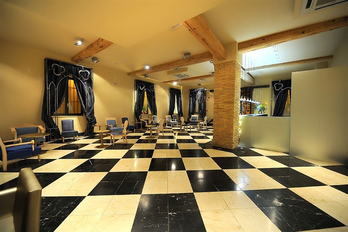 Imagen de los interiores del Hotel Pamplona Catedral. Foto 14