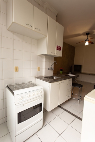 Imagen de la habitación del Hotel Pampulha Flat. Foto 12