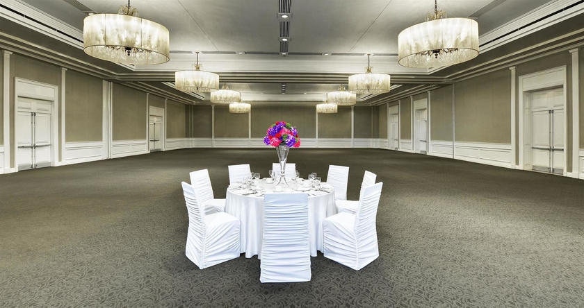 Imagen de los interiores del Hotel Pan Pacific Toronto. Foto 11