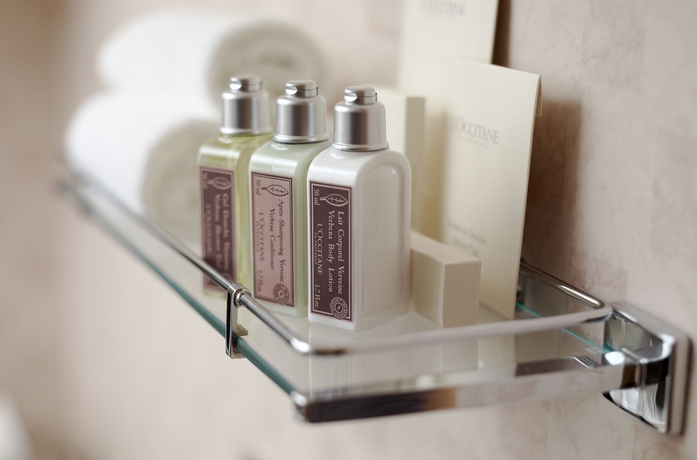 Imagen de la habitación del Hotel Pan Pacific Vancouver. Foto 5