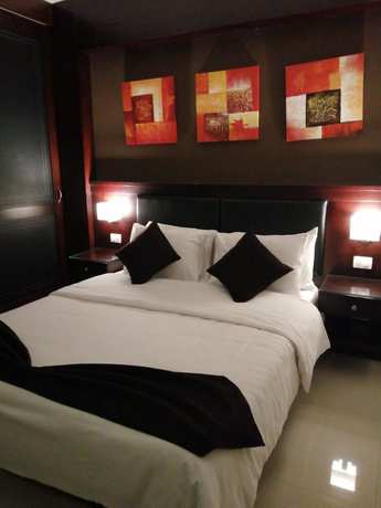 Imagen de la habitación del Hotel Panacea Suites. Foto 3