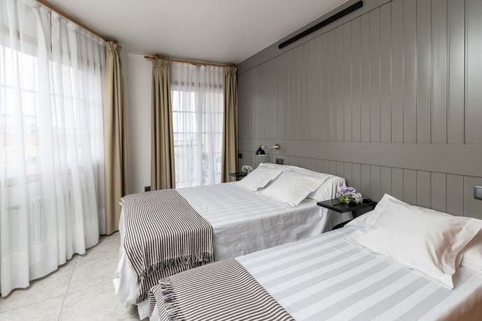 Imagen de la habitación del Hotel Panadeiramar. Foto 15