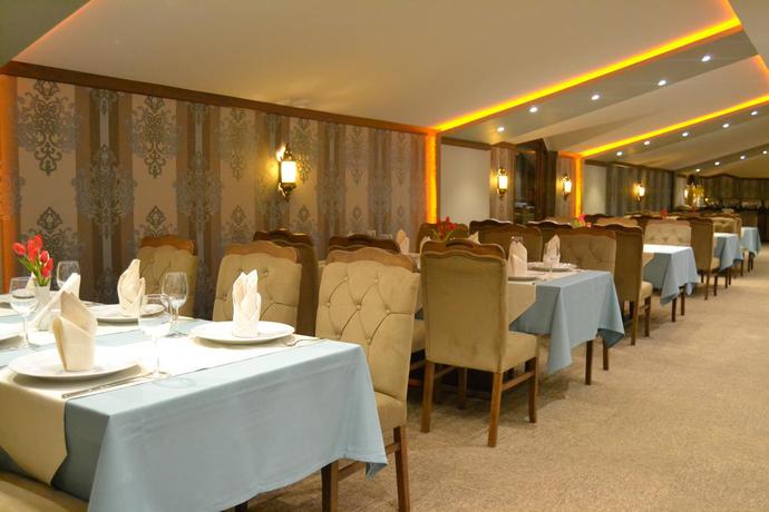 Imagen del bar/restaurante del Hotel Panagia Premiere. Foto 2