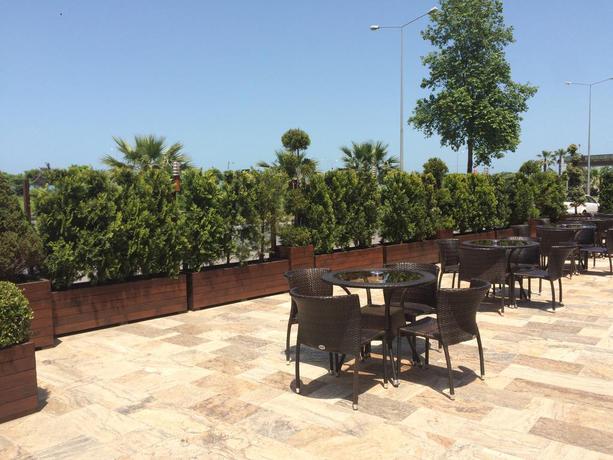 Imagen de los exteriores del Hotel Panagia Premiere. Foto 6