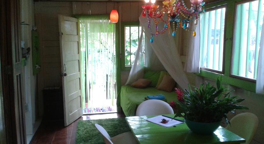 Imagen de la habitación del Hotel Panamas Paradise Saigoncito. Foto 3