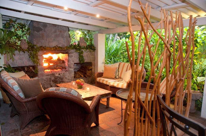 Imagen de los interiores del Hotel Panamonte. Foto 15