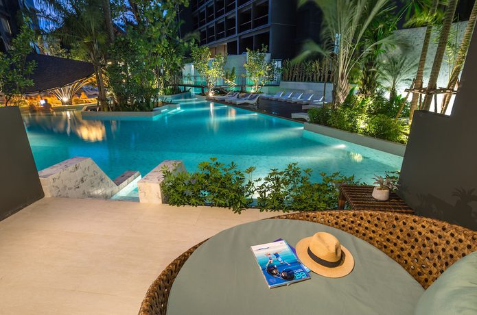 Imagen de la piscina del Hotel Panan Krabi Resort. Foto 11