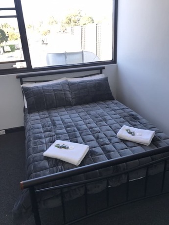 Imagen de la habitación del Hotel Panania. Foto 15