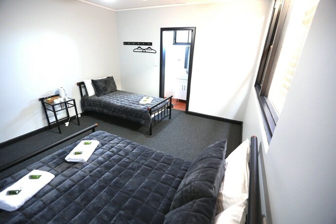 Imagen de la habitación del Hotel Panania. Foto 19