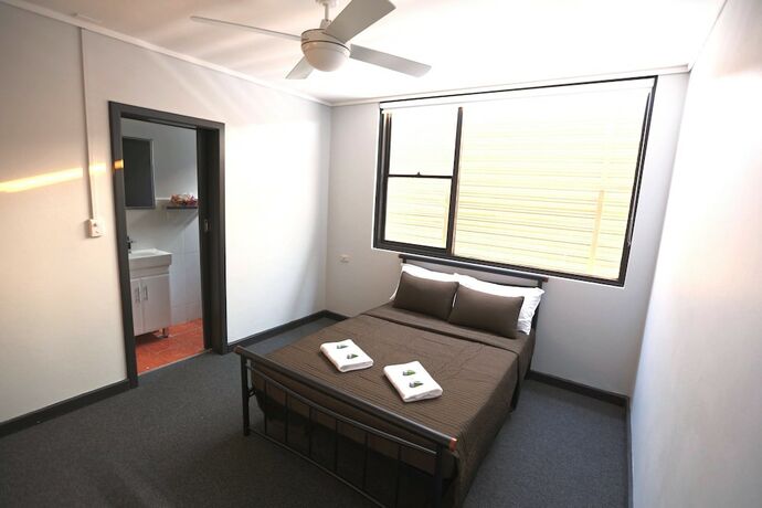 Imagen de la habitación del Hotel Panania. Foto 20