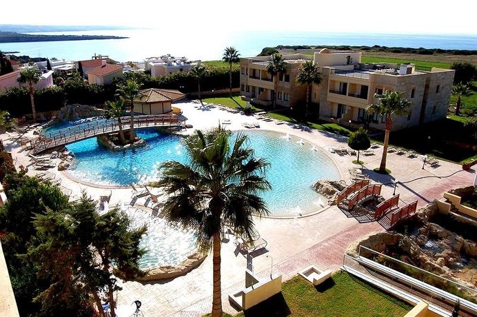 Imagen general del Hotel Panareti Coral Bay. Foto 2