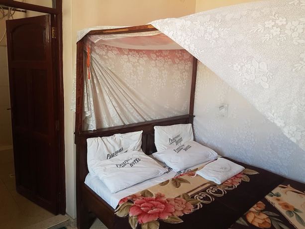 Imagen de la habitación del Hotel Panaroma Gardens Mombasa. Foto 17