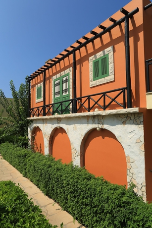 Imagen de los exteriores del Hotel Panas Holiday Village. Foto 11