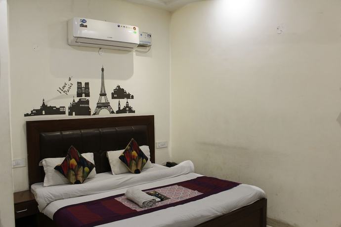 Imagen de la habitación del Hotel Panash. Foto 10