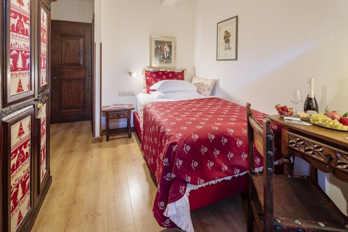 Imagen de la habitación del Hotel Panda, Cortina d'Ampezzo . Foto 8