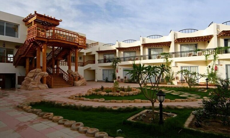 Imagen de los exteriores del Hotel Panda, Dahab. Foto 21