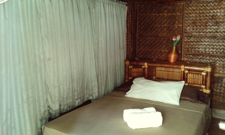 Imagen de la habitación del Hotel Pandan Beach Resort. Foto 9