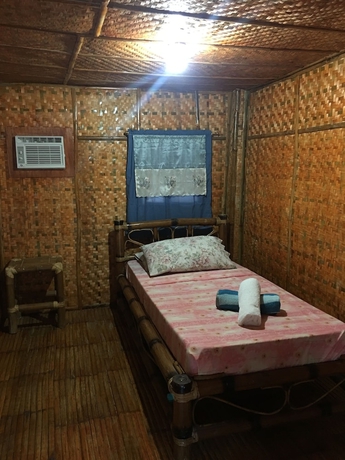 Imagen de la habitación del Hotel Pandan Beach Resort. Foto 13